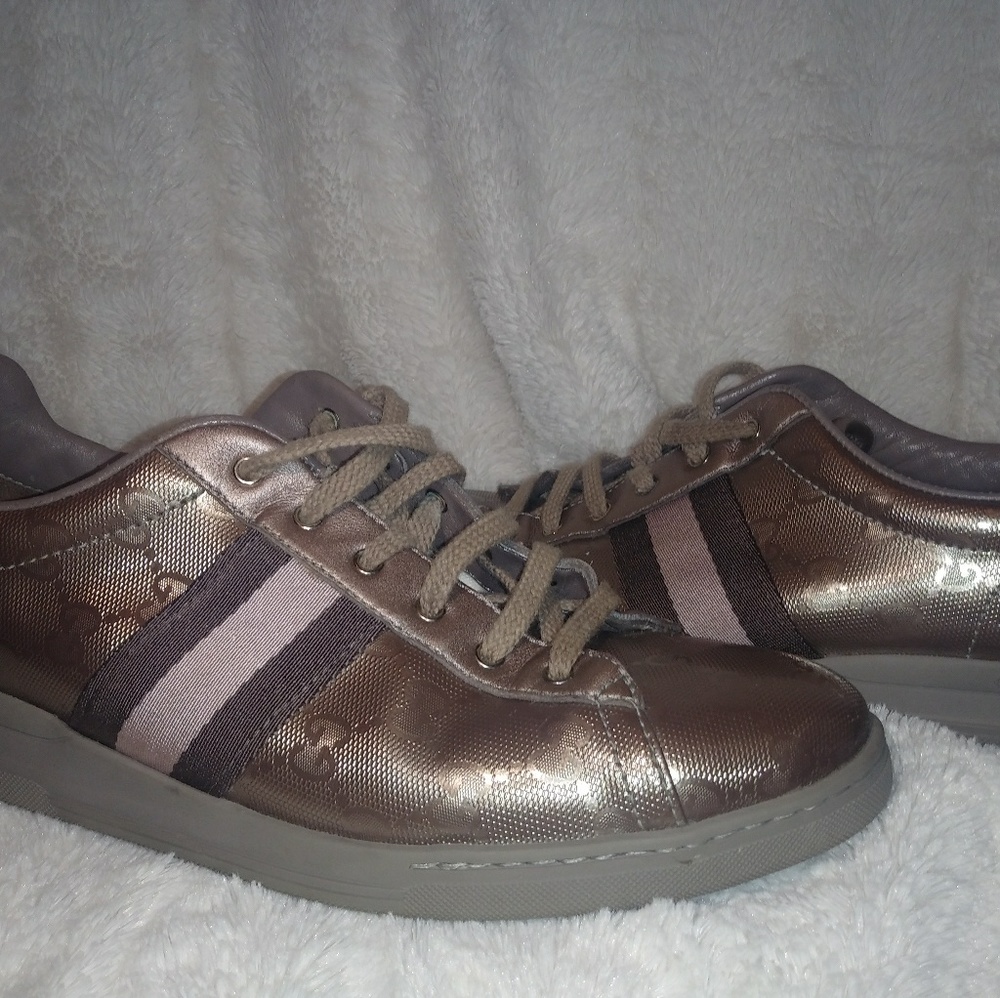 Gucci womans sneakers